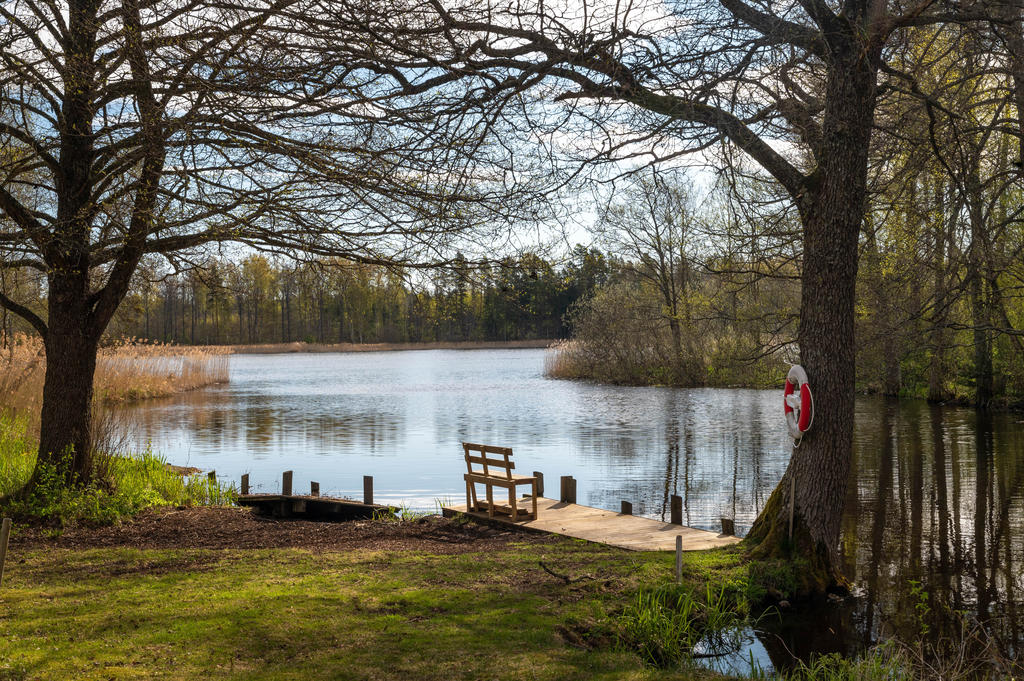 Promenera på en minut till sjön