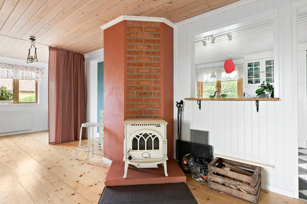 Kamin entréplan.