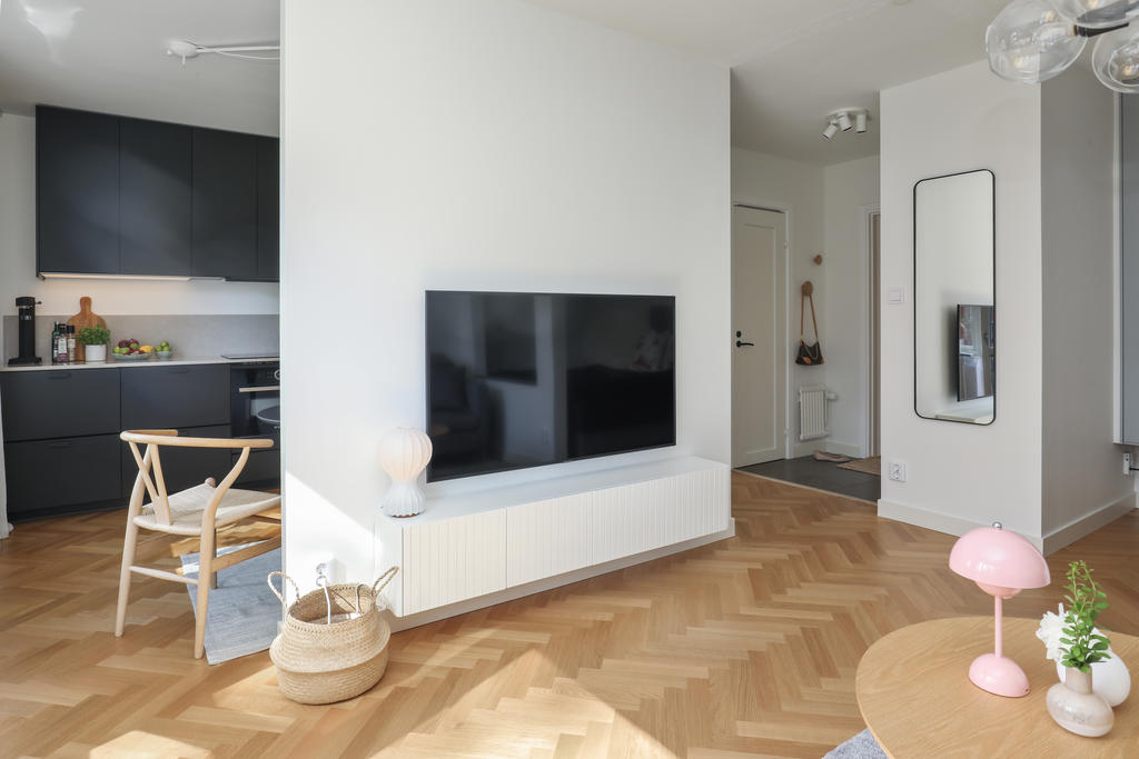 TV-väggen ifrån vardagsrummet