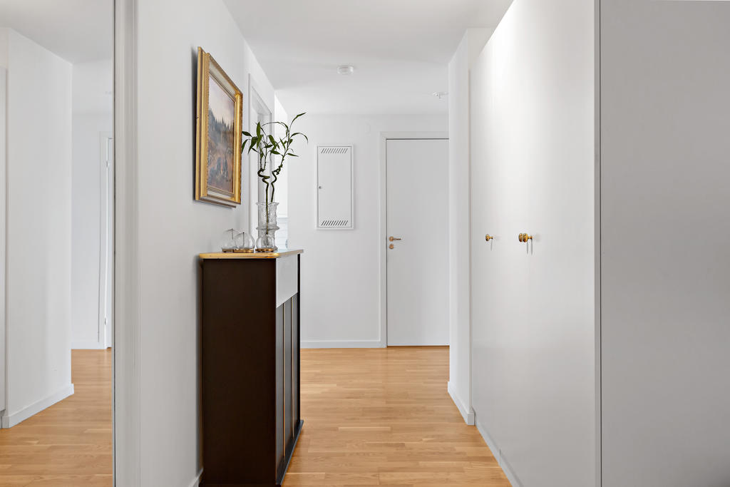 Entréhall med bra förvaring 