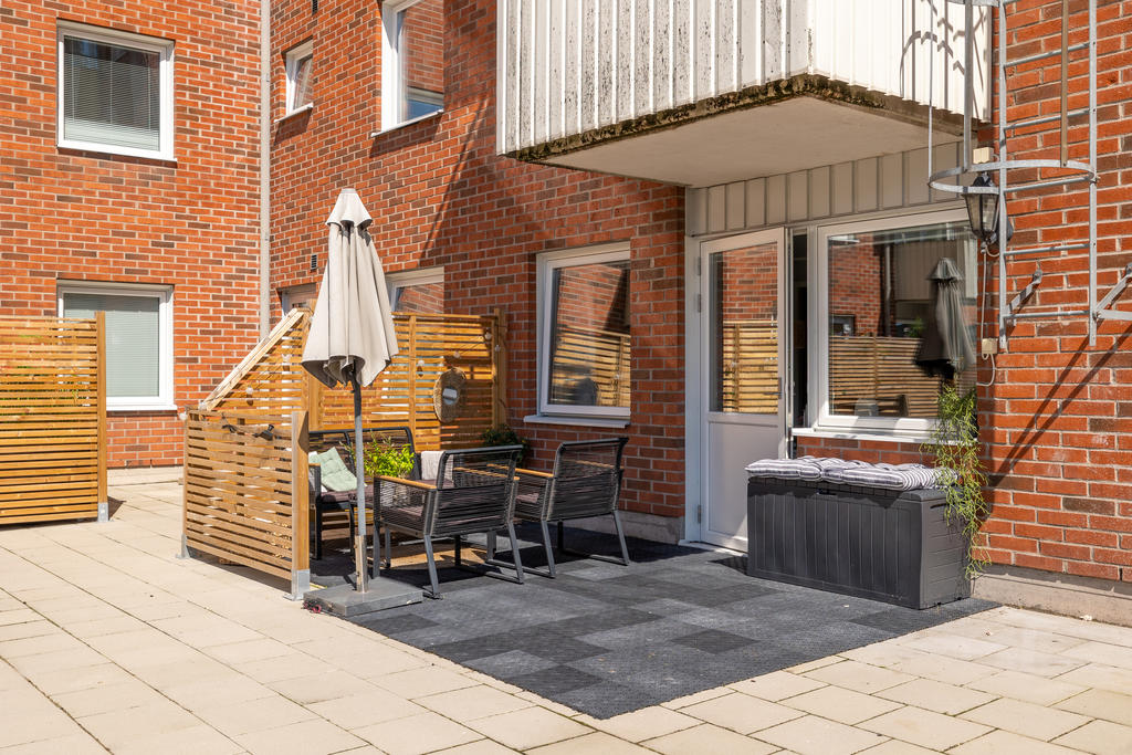 Uteplats i soligt läge