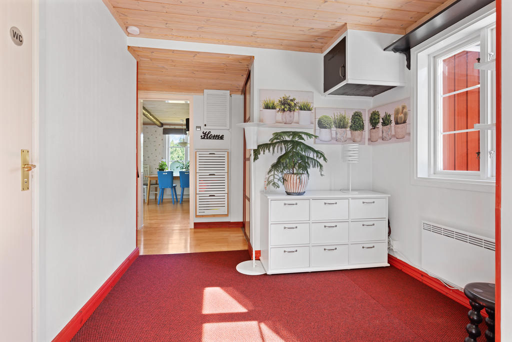 Hall med garderober