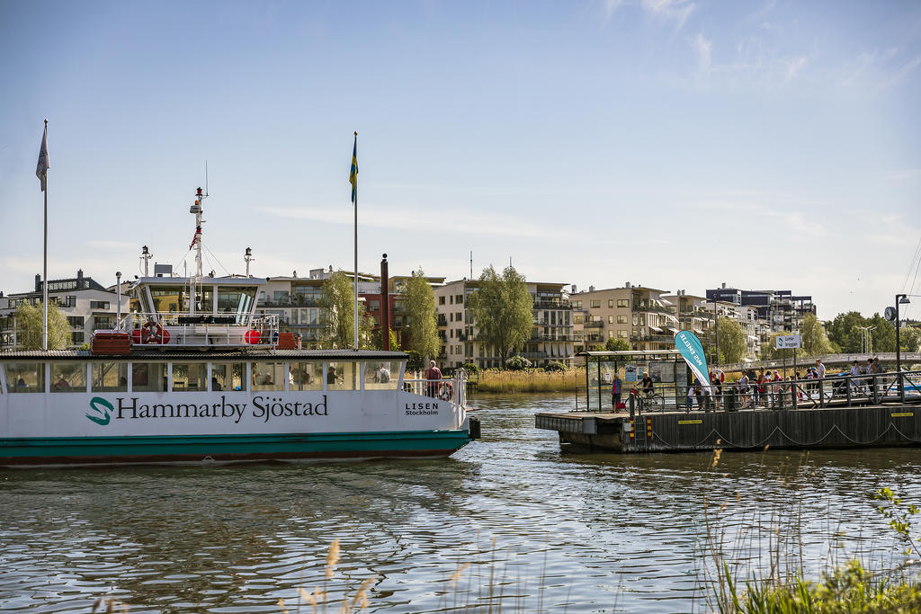 Lumabryggan, gratisfärjan till Södermalm