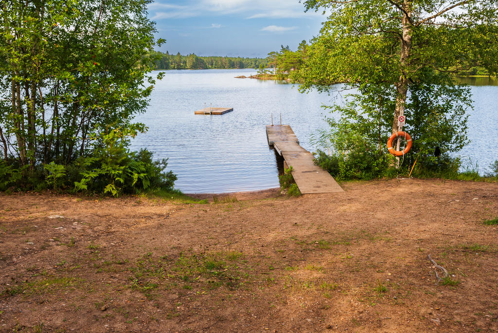 Badbryggan på 10 minuters promenad 