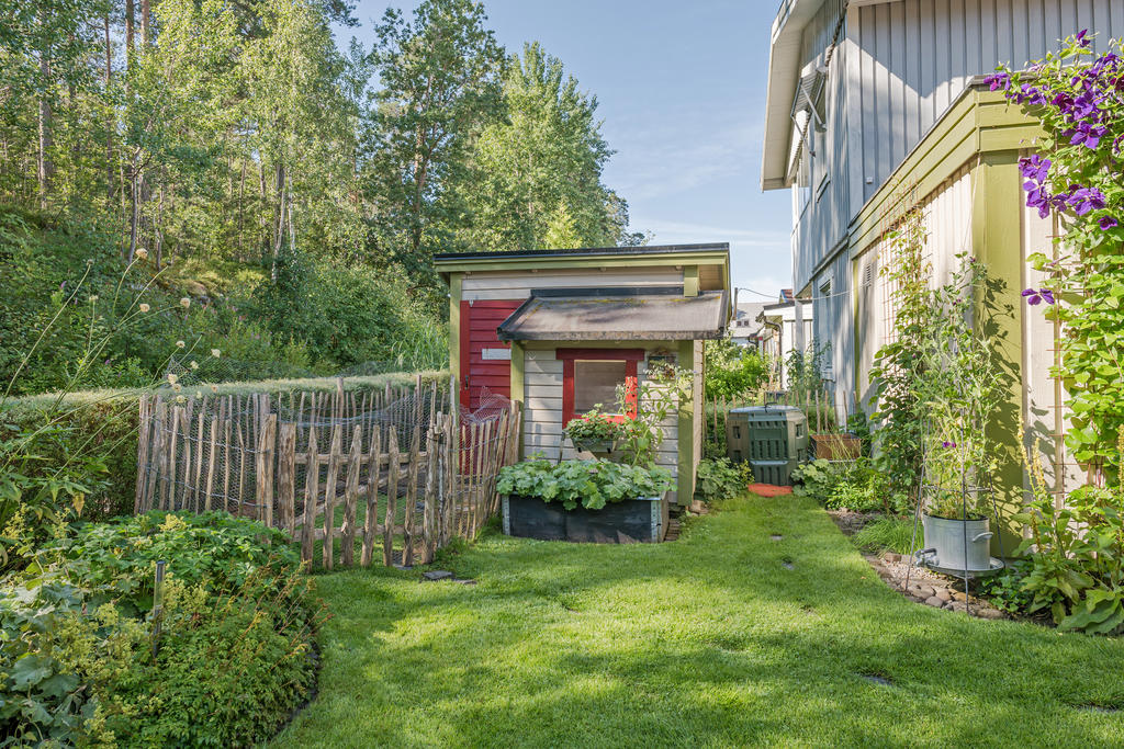 Lekstuga eller kanin-hus.