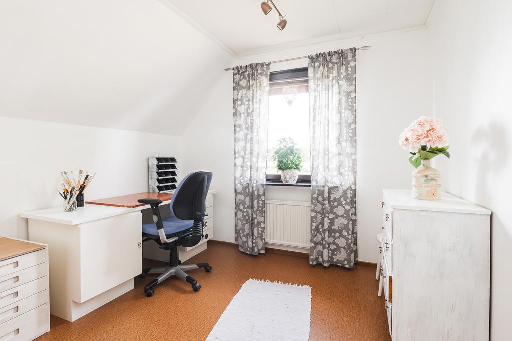 Arbetsrum/sovrum övre plan