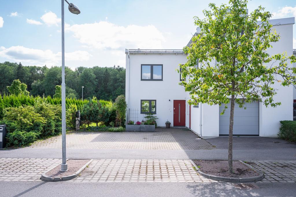 Stor parkeringsyta