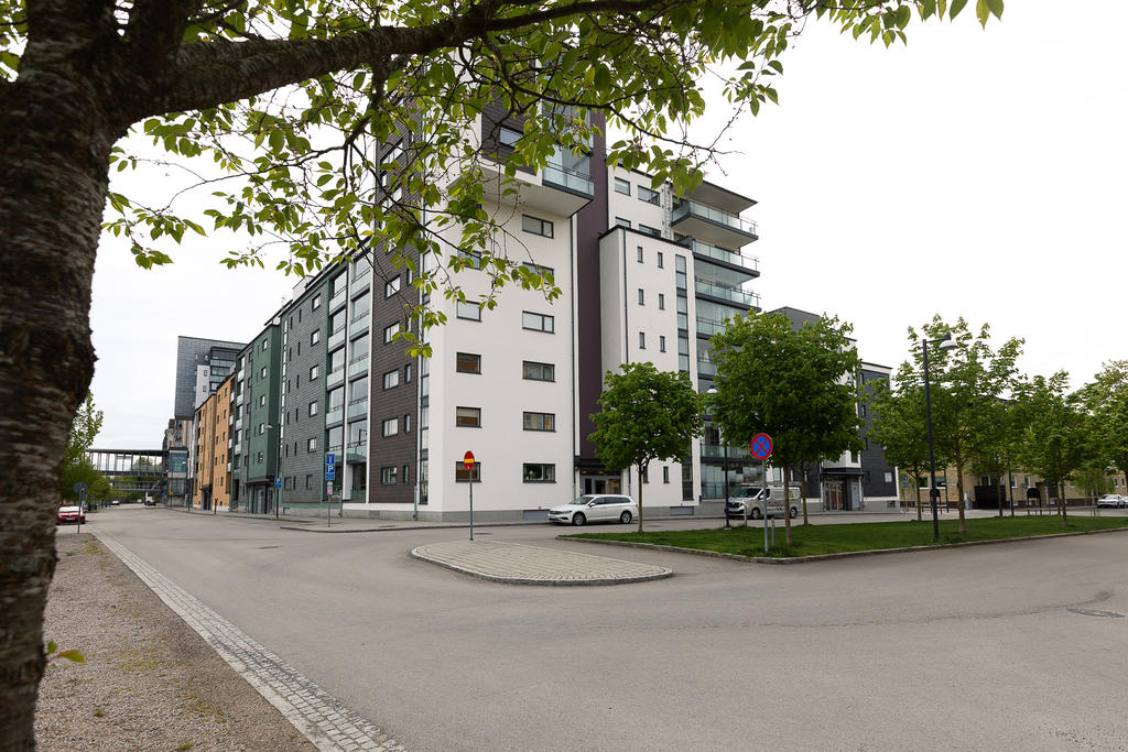 Välkomna till denna trevliga 2:a i Brf Stinsen 