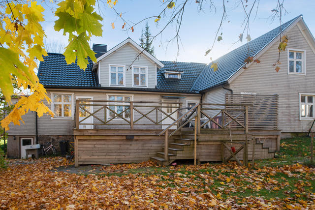 Stor fastighet i centrala Älghult