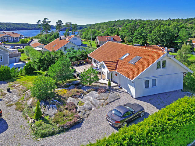 Varmt välkomna till härliga Hillervägen 7!