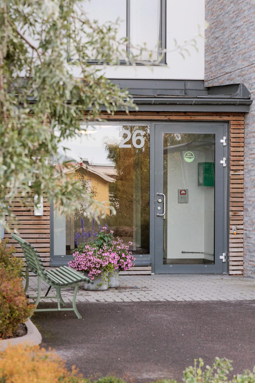 Entrén till Kornettvägen 26