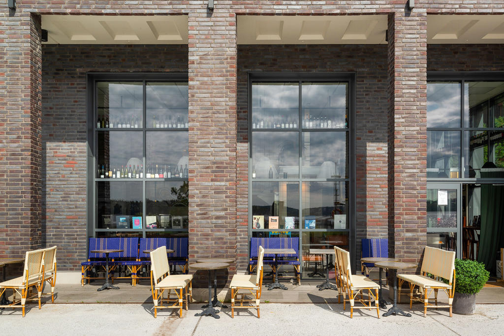 Restaurang Quai Kök & Bar i direkt närområde