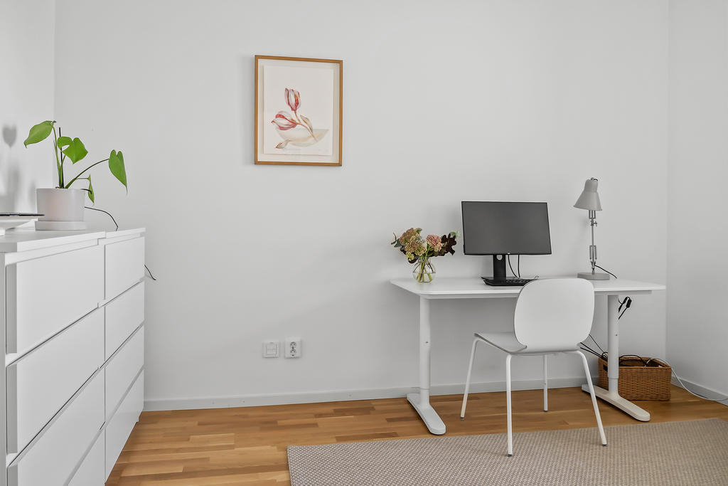 Sovrum 1 som idag används som kontor.