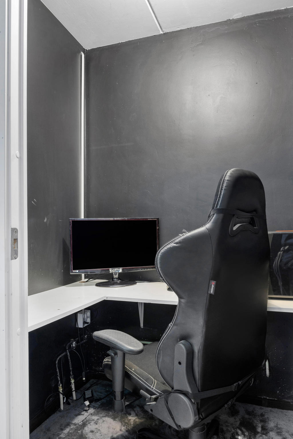Förråd som idag används som kontor