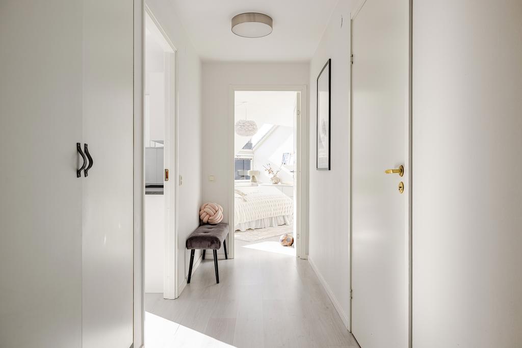Inre hall med förvaringsmöjligheter