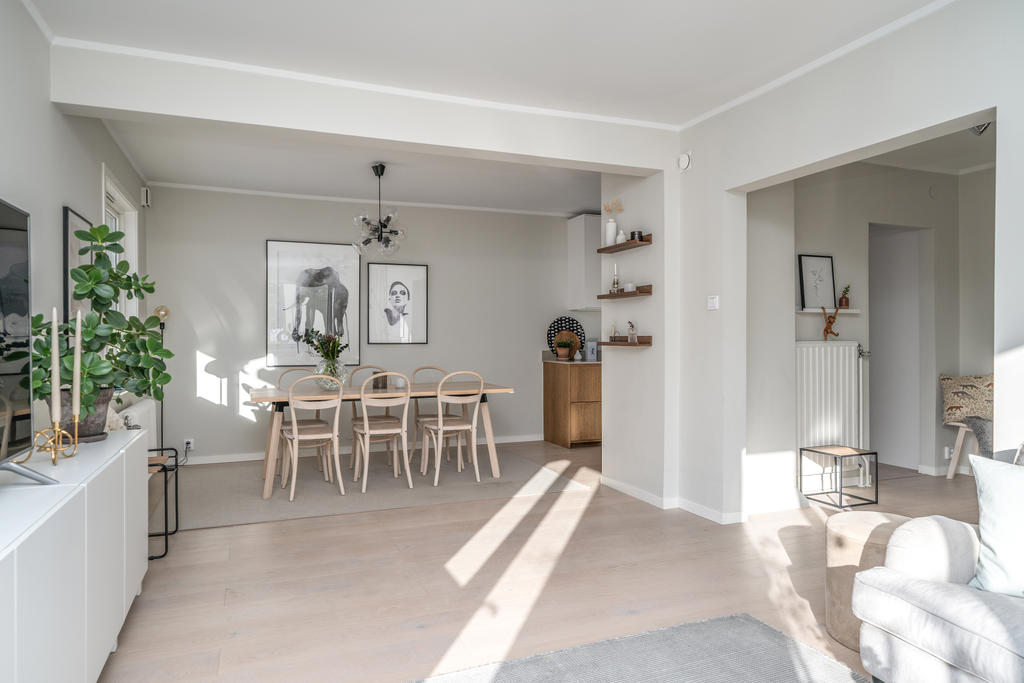 Matsalen, från vardagsrummet