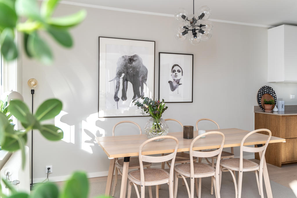 Matsalen - i öppen planlösning med köket