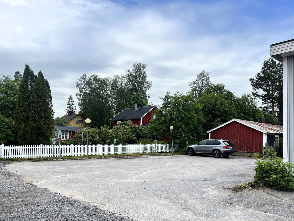 Flertal parkeringsplatser