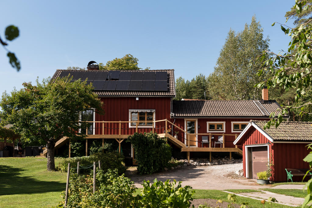 Baksida. 