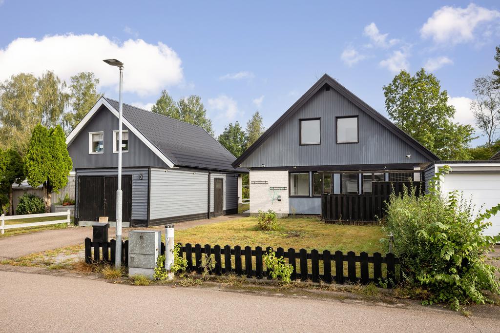 Hus med garage