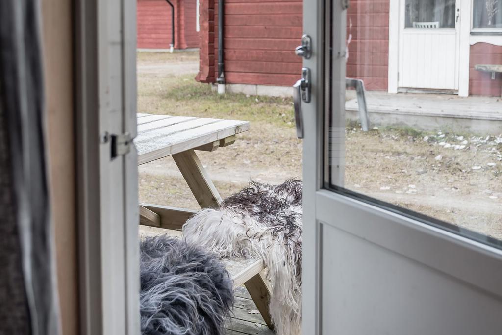 Härifrån nås uteplatsen
