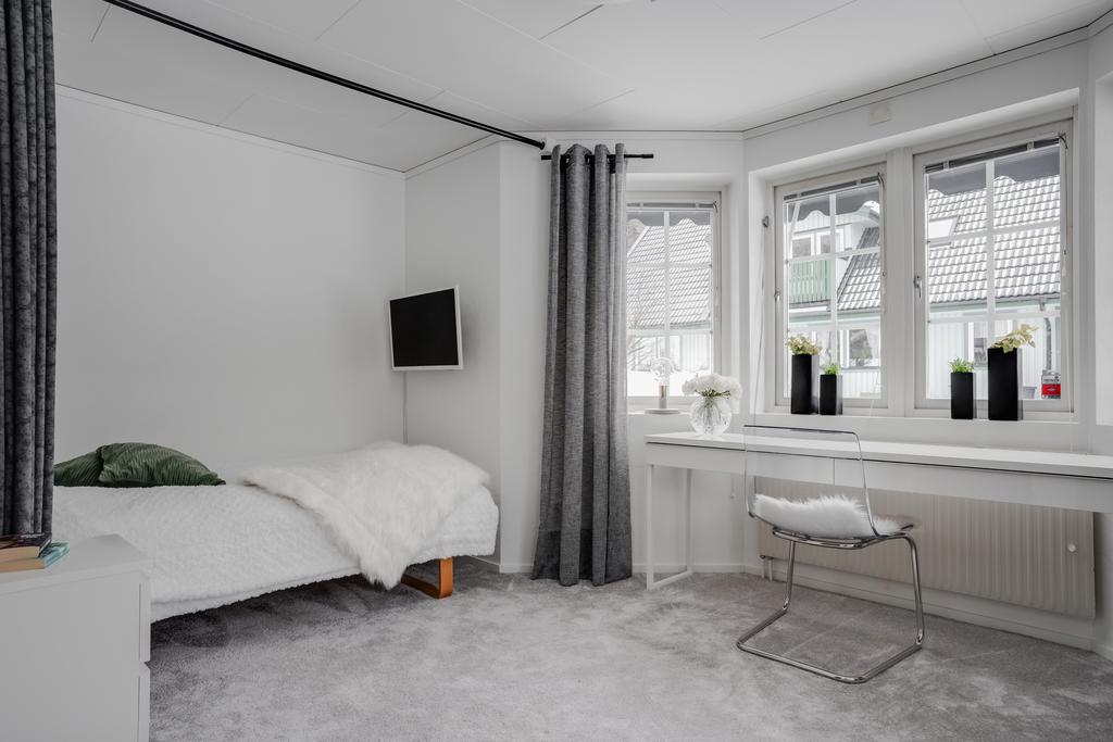 Sovrum 4  entréplan