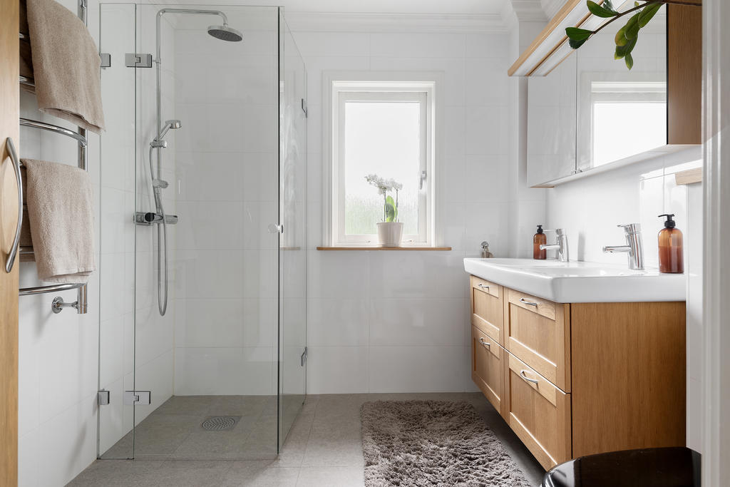 Renoverat badrum med dusch 