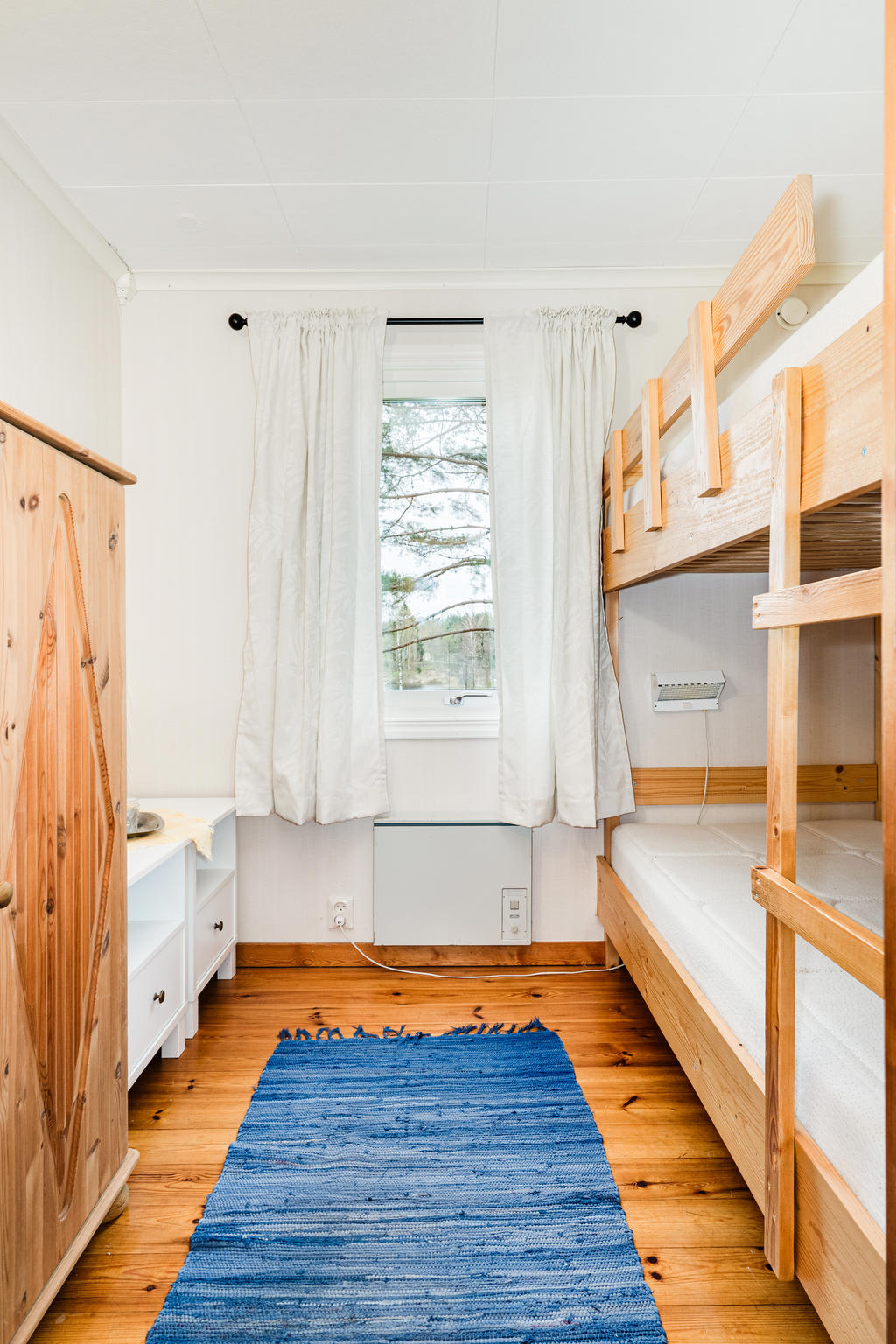 Sovrum 3. Våningssäng.
