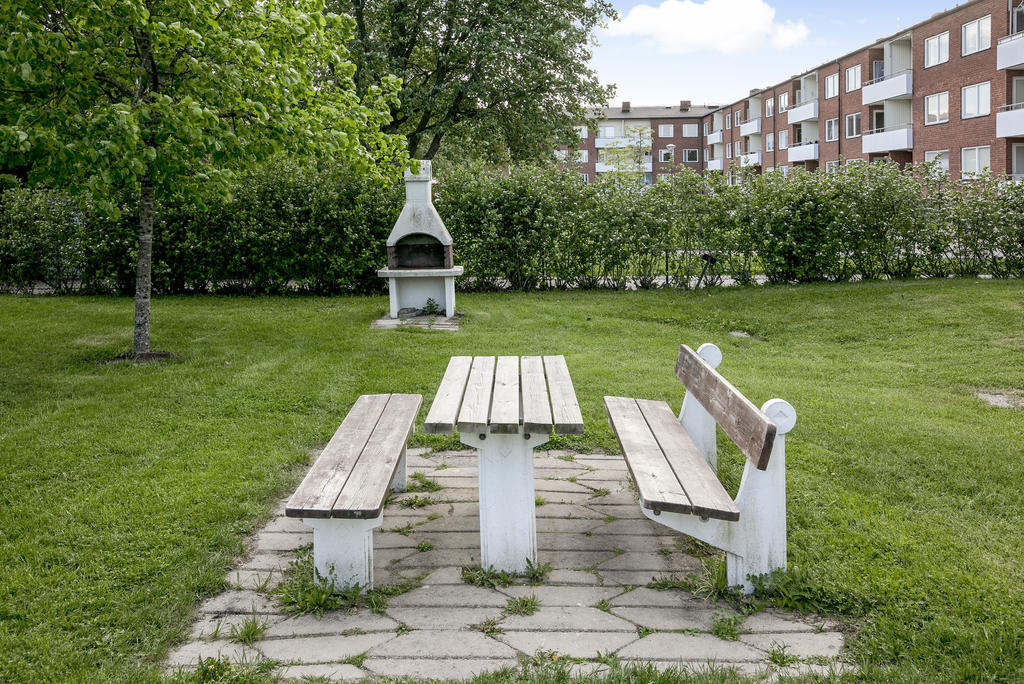 Plats för umgänge på innergård