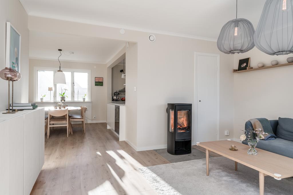 Öppen planlösning mot matplatsen