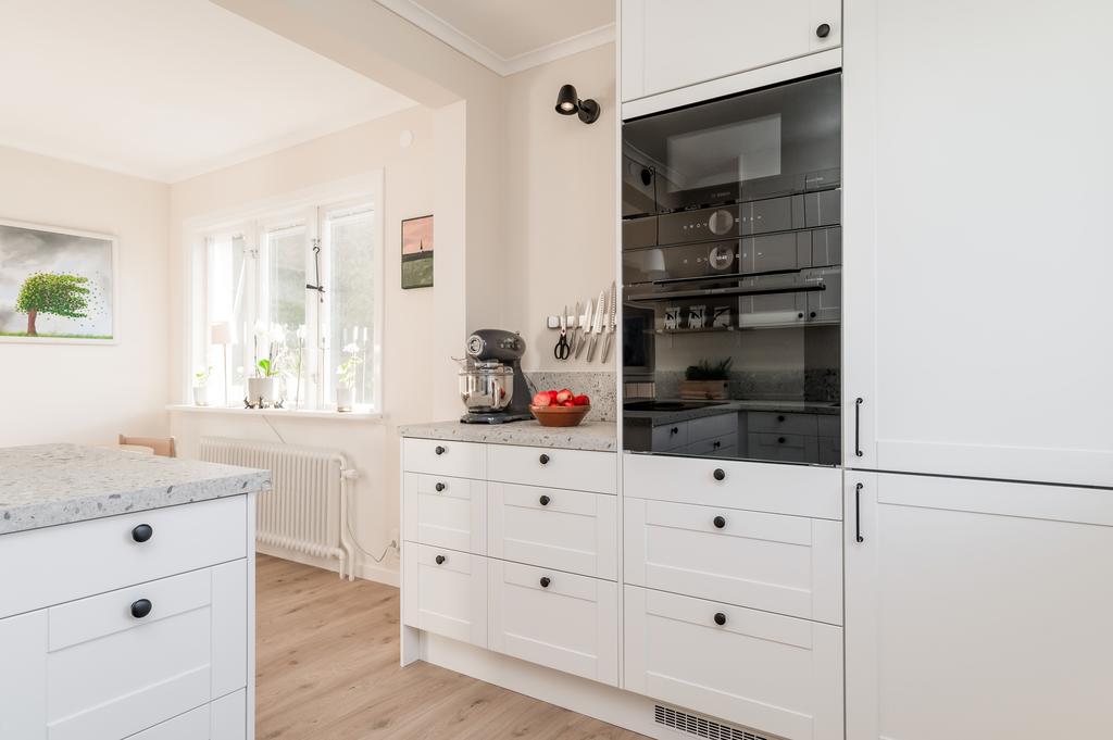 Inbyggd ugn och micro med massor av funktioner!