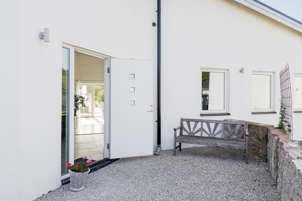 Entré vid bostadshus