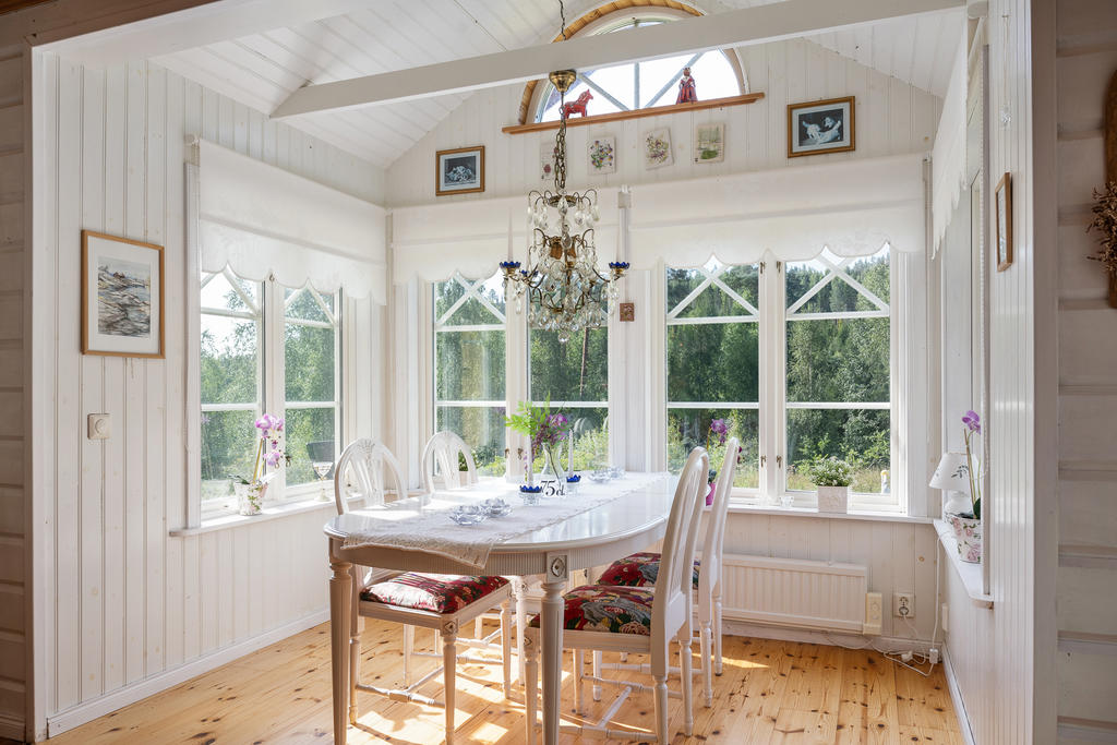 Underbar matplats i gula huset.
