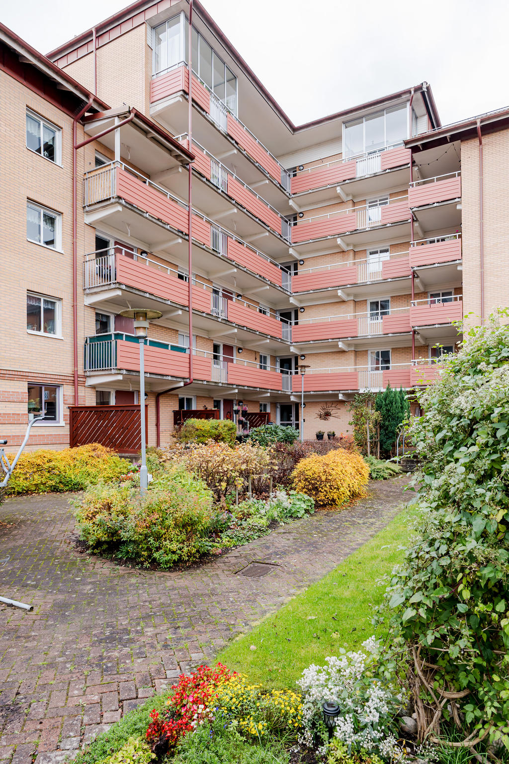 Innergården i höstskrud