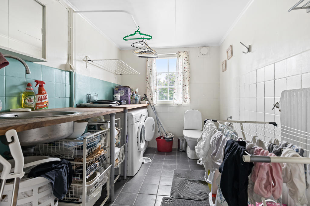 Tvättstuga/gäst-wc i stora huset