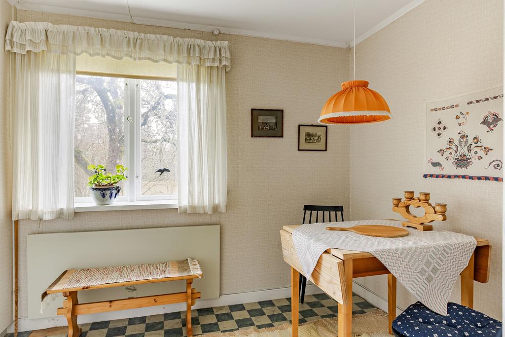 Matrum med linoleumgolv