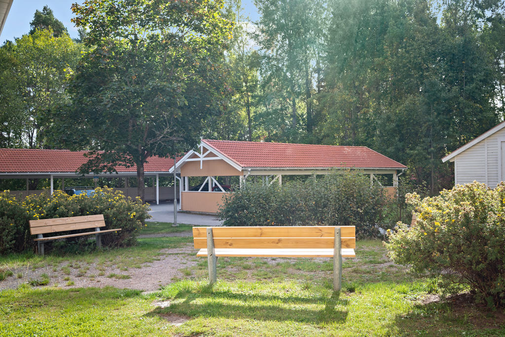 Carport finns i anslutning till bostaden