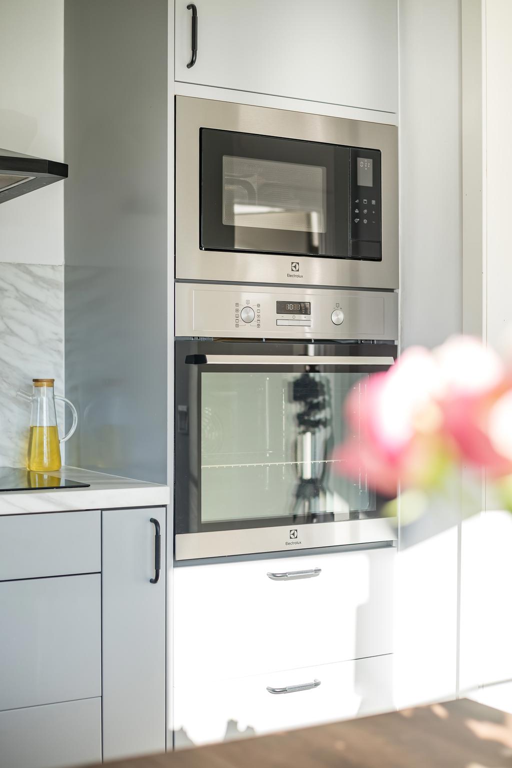 Inbyggd ugn och micro