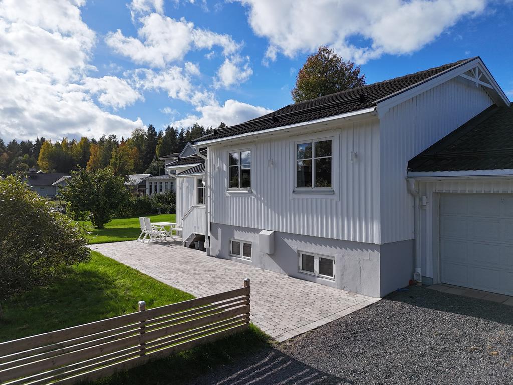 Stenbelagd framsida
