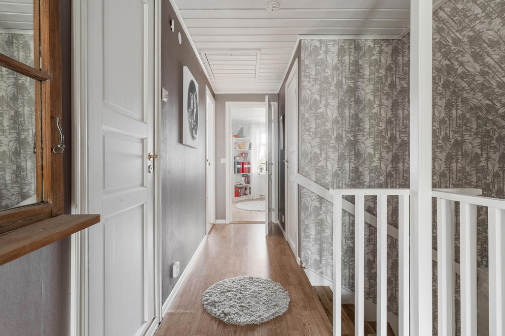Hall på övre plan