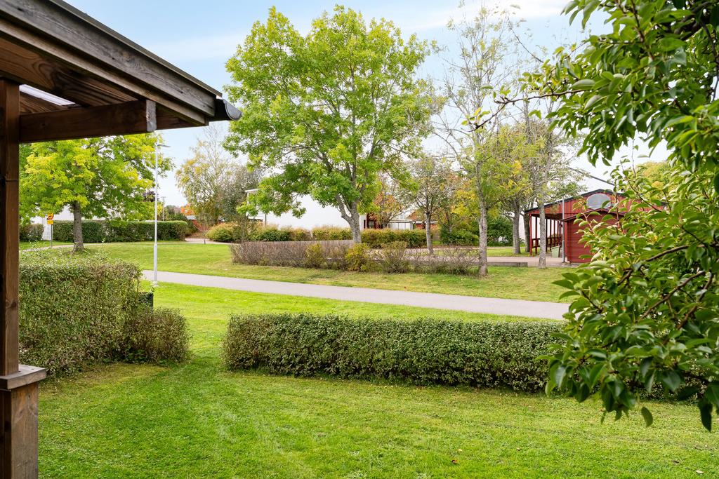 Öppen utblick från uteplats