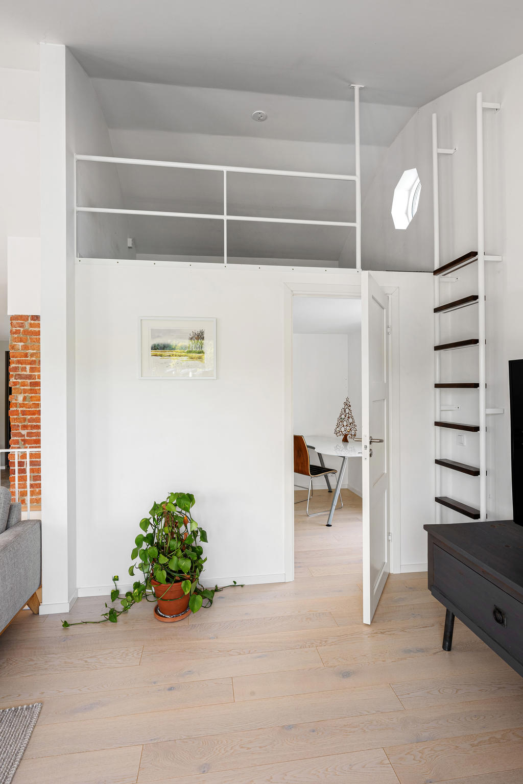 Sovrum med loft