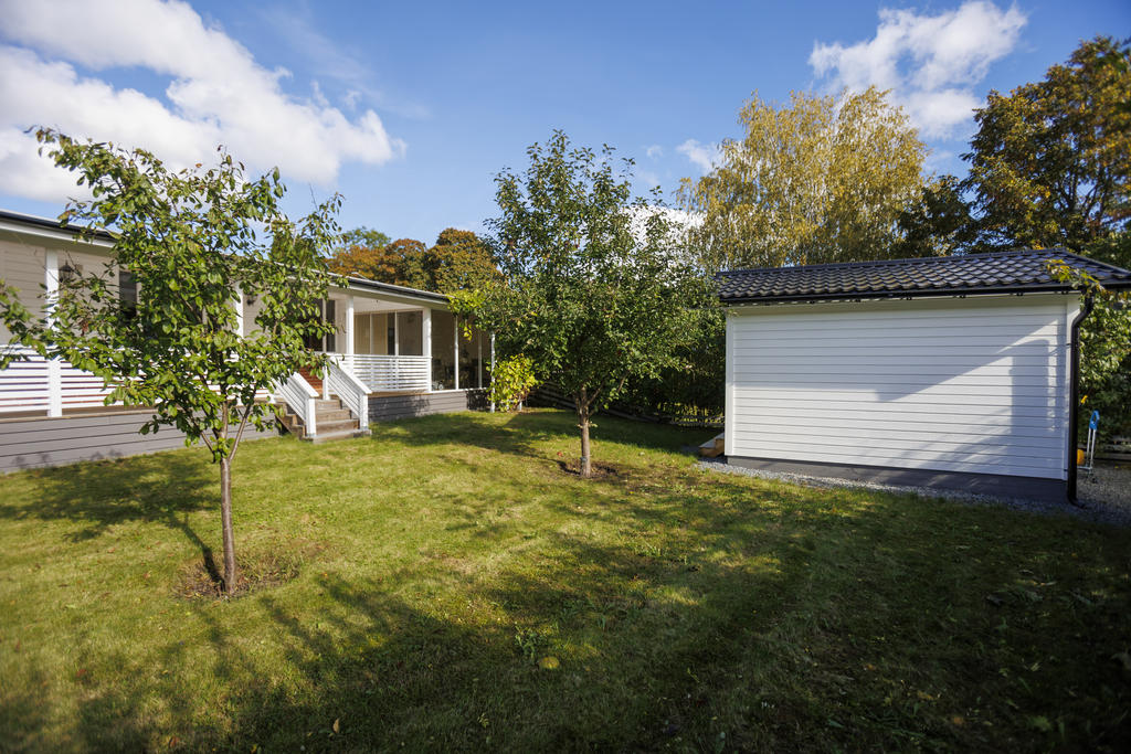 Baksidan av huset