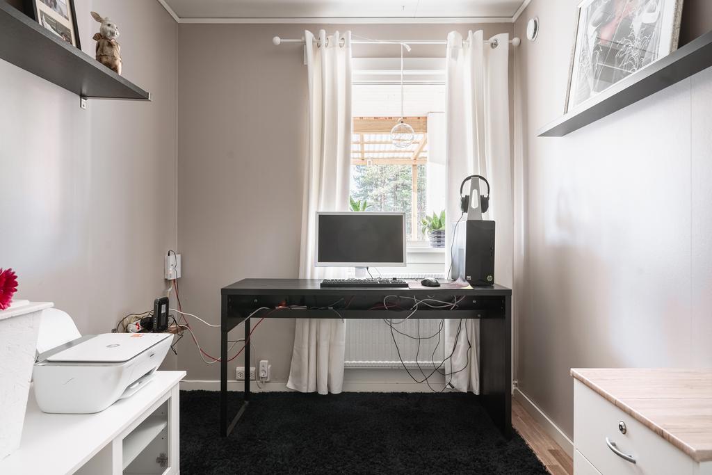 Kontor/sovrum på entréplan