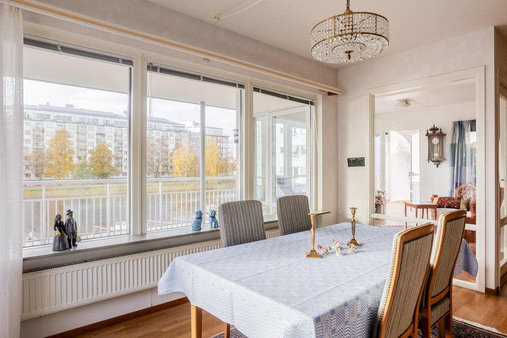 Matplats intill köket