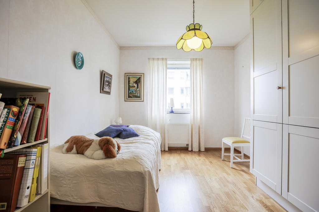 Plats för dubbelsäng i sovrum (2)