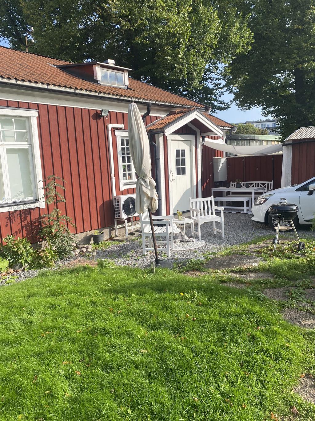 lilla stugan - sommar