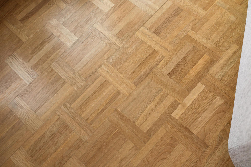 Holländskt parkettgolv i ek