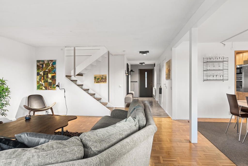 Stora sociala utrymmen på entréplan