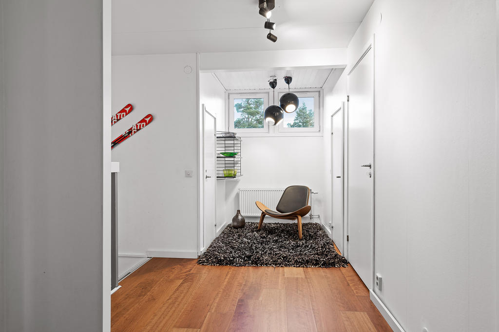 Ljus hall på övre plan